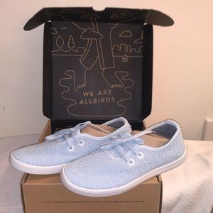 New in Box light blue Allbirds size 7.